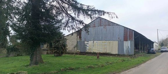 325m² Commercial property in Seglien, France No. 206174 11