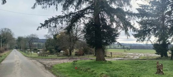 325m² Commercial property in Seglien, France No. 206174 10