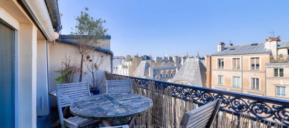 2 rooms Apartment in Paris, France No. 136786 2