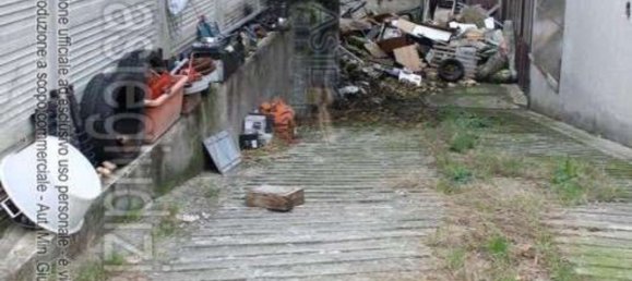 8غرفة شقة في Cesano Maderno, Italy رقم 195439 11