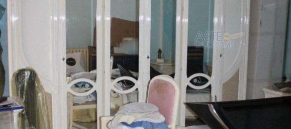 8غرفة شقة في Cesano Maderno, Italy رقم 195439 2