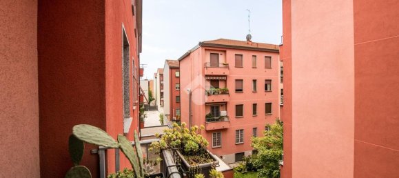 2 rooms Apartment in Milan, Italy No. 291531 6