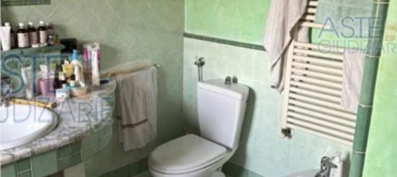 3 rooms Apartment in Massa e Cozzile, Italy No. 40734 10
