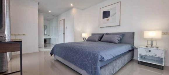 3 bedrooms Condo in Bang Lamung, Thailand No. 69334 10