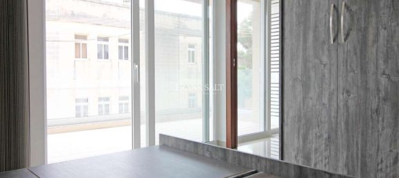 1 bedroom Apartment in Pembroke, Malta No. 9918 6