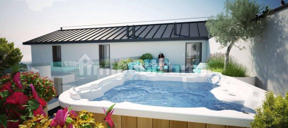 2 Schlafzimmer Wohnung in Crema, Italy, Nr. 238942 6