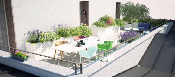 2 Schlafzimmer Wohnung in Crema, Italy, Nr. 238942 4