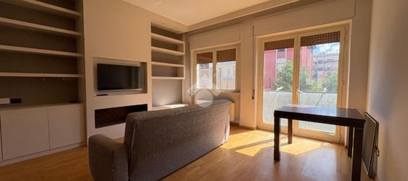 3 rooms Apartment in Cosenza, Italy No. 285873 9