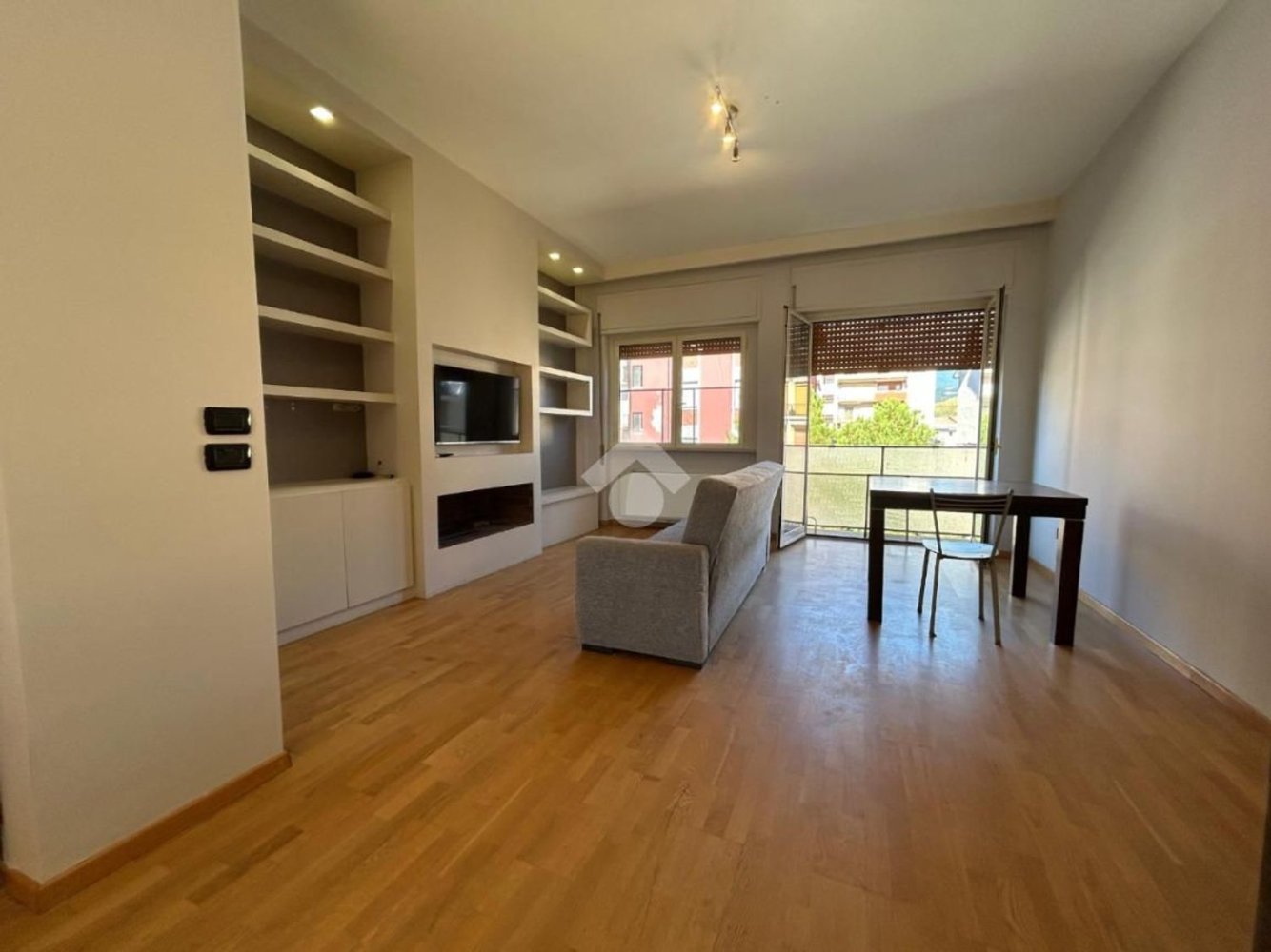 3 rooms Apartment in Cosenza, Italy No. 285873