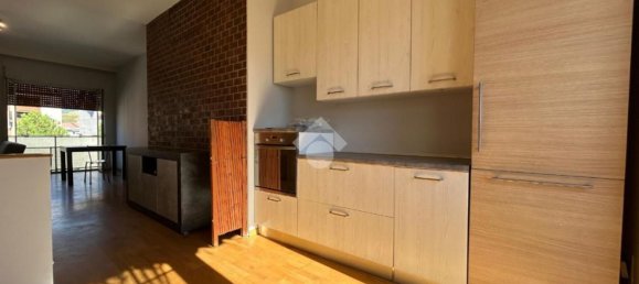 3 rooms Apartment in Cosenza, Italy No. 285873 14