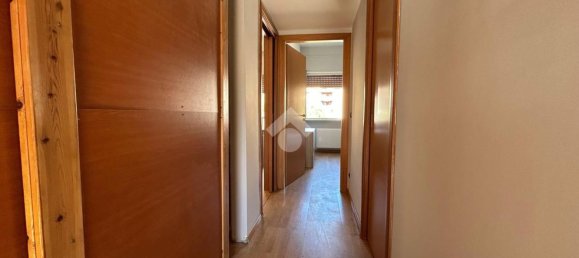 3 rooms Apartment in Cosenza, Italy No. 285873 16