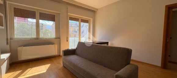 3 rooms Apartment in Cosenza, Italy No. 285873 6