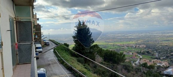 4 rooms Apartment in Chiaramonte Gulfi, Italy No. 88044 17