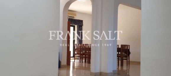 4 Schlafzimmer Villa in Swieqi, Malta, Nr. 3188 9