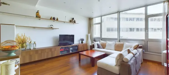 2 chambres Duplex à Montreuil, France No. 151164 3