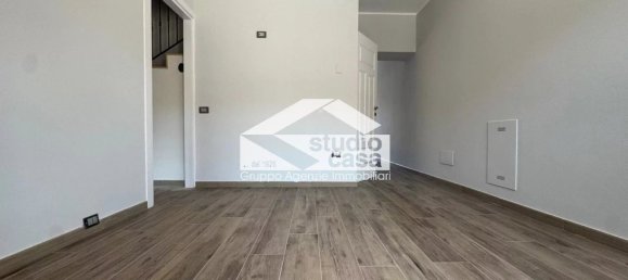 4 Schlafzimmer Haus in Cumignano sul Naviglio, Italy, Nr. 361942 16