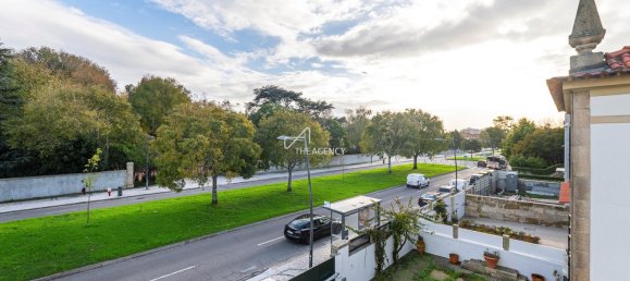 Oficina de 13 dormitorios en Porto, Portugal No. 245099 26