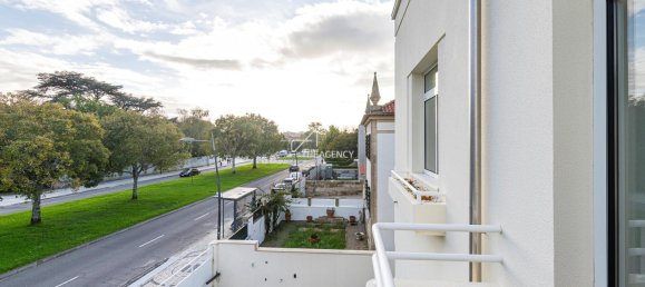 Oficina de 13 dormitorios en Porto, Portugal No. 245099 25