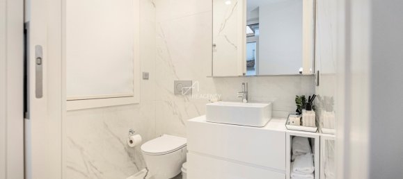 Oficina de 13 dormitorios en Porto, Portugal No. 245099 8