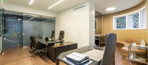 Oficina de 13 dormitorios en Porto, Portugal No. 245099 6