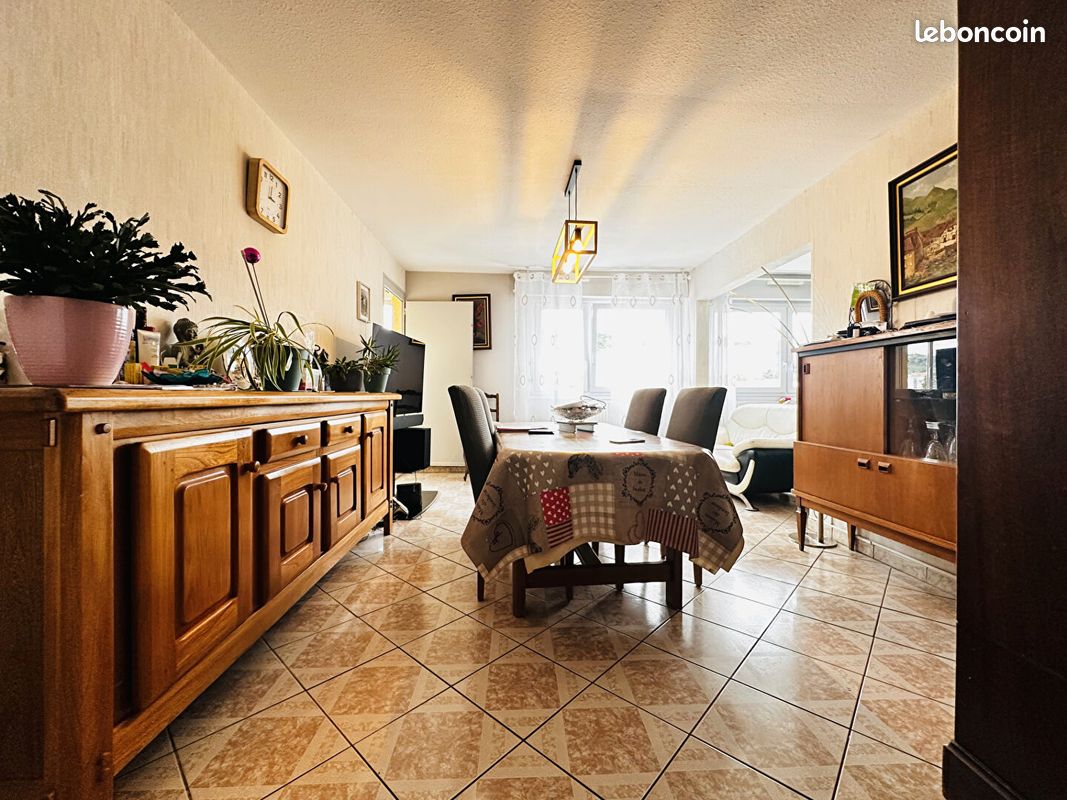 3 chambres Appartement à Champigneulles, France No. 284163