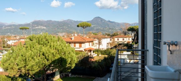 4 rooms Penthouse in Pietrasanta, Italy No. 169193 25