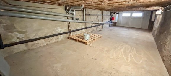 4 bedrooms Apartment in Le Creusot, France No. 205110 16