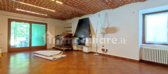 3 bedrooms House in Rocca d'Arazzo, Italy No. 291297 5
