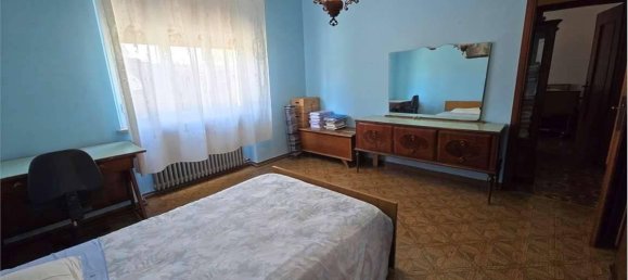 7-salle Villa à Goito, Italy No. 23129 39