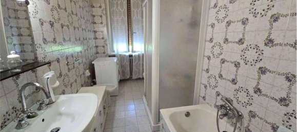 7-salle Villa à Goito, Italy No. 23129 33