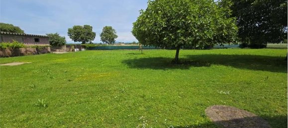 7-salle Villa à Goito, Italy No. 23129 19