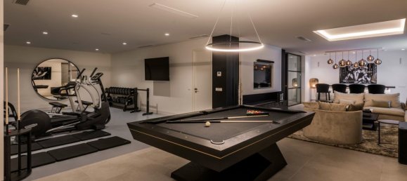 7 bedrooms Villa in La Alqueria-El Paraíso, Spain No. 2912 20