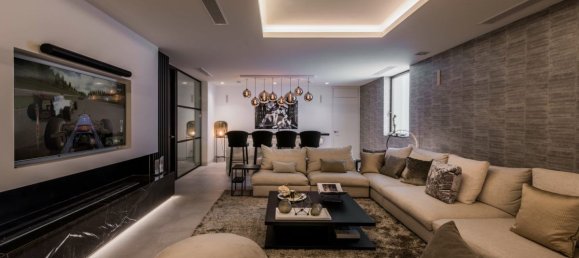 7 bedrooms Villa in La Alqueria-El Paraíso, Spain No. 2912 18