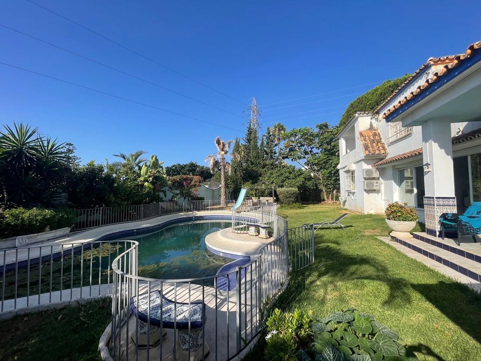 Villa T7 em Marbella, Spain N.º 186092