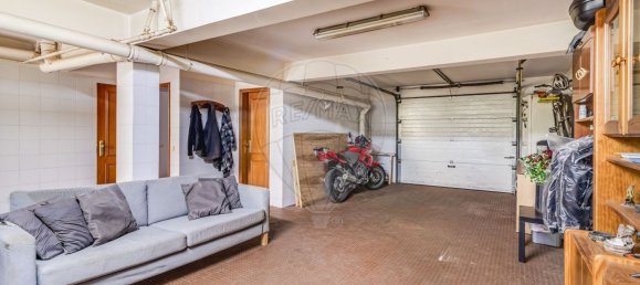 3 bedrooms House in Sintra, Portugal No. 56700 16