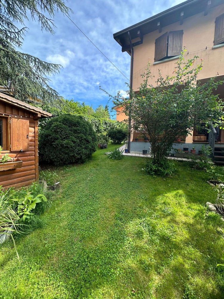 3غرفة منزل في Serramazzoni, Italy رقم 228140