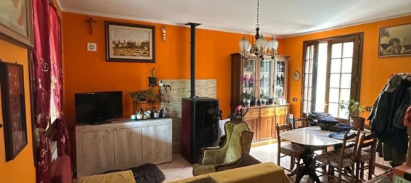 3غرفة منزل في Serramazzoni, Italy رقم 228140 3