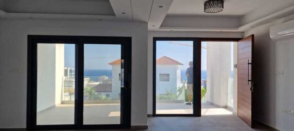 4 bedrooms Villa in Agios Tychonas, Cyprus No. 15650 2