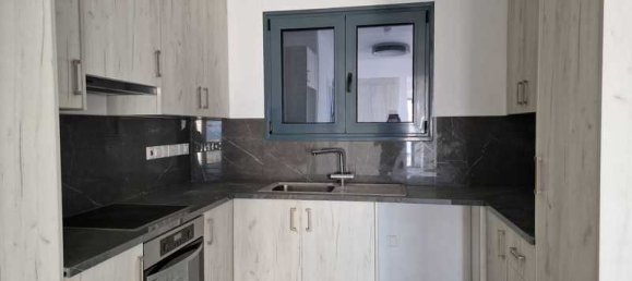 4 bedrooms Villa in Agios Tychonas, Cyprus No. 15650 5