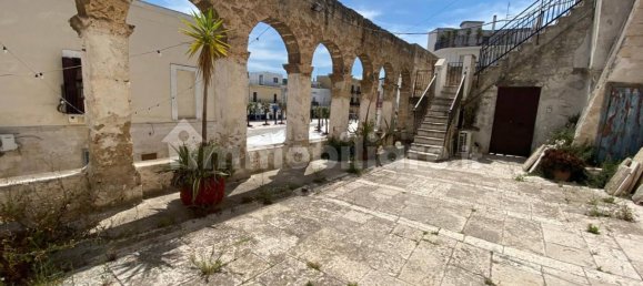 Квартира с 4 спальнями в Адельфия, Италия № 149817 32