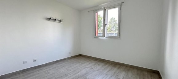 Квартира с 2 спальнями в Рюэй-Мальмезон, Франция № 186868 5