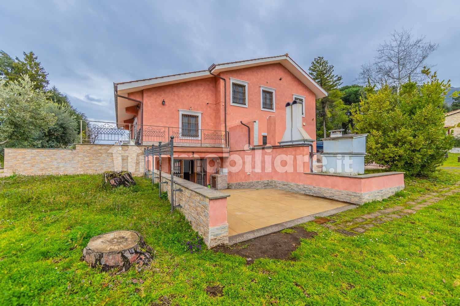 5 غرف نوم فيلا في Grottaferrata, Italy رقم 294679