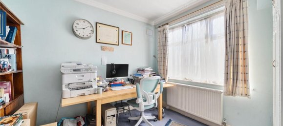 4 bedrooms House in Kenton, United Kingdom No. 12176 39