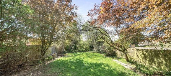 4 bedrooms House in Kenton, United Kingdom No. 12176 5