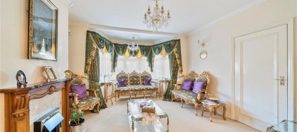 4 bedrooms House in Kenton, United Kingdom No. 12176 17