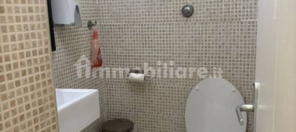 Коммерческая недвижимость с 4 комнатами в Поццуоли, Италия № 335526 21