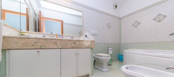 3 chambres Appartement à Rome, Italy No. 54639 24