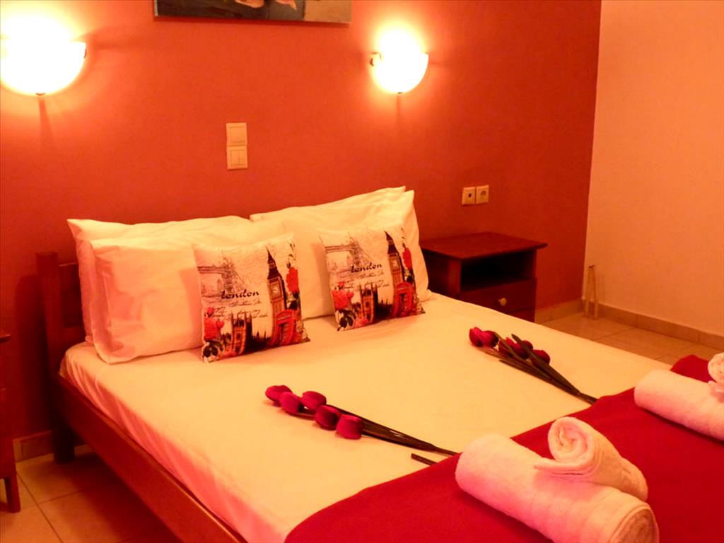 1020m² Townhouse in Lefkada, Greece No. 6394