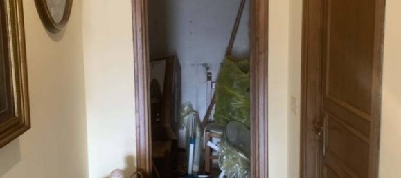 4 bedrooms Apartment in Massa, Italy No. 51908 10