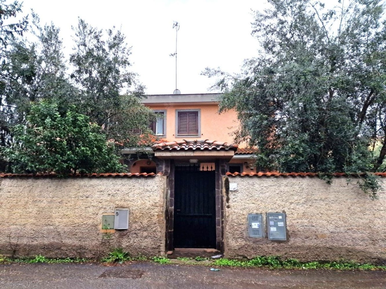 2 rooms Apartment in Rome, Italy No. 202122